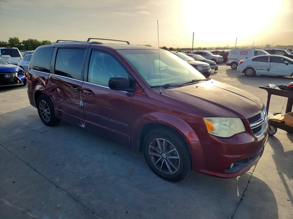 61209216 :رقم المزاد ، 2C4RDGCG9HR677191 vin ، 2017 Dodge Grand Caravan مزاد بيع