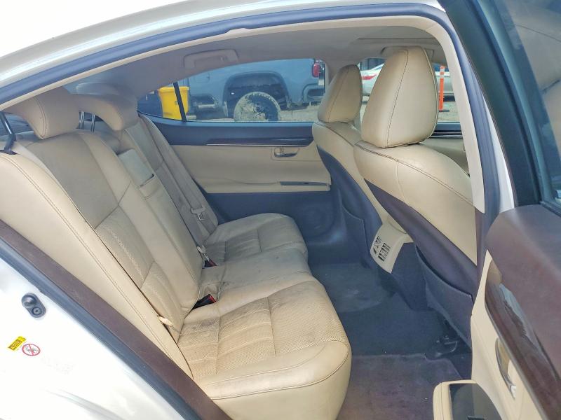 62024076 :رقم المزاد ، JTHBK1GG5G2236930 vin ، 2016 Lexus Es مزاد بيع