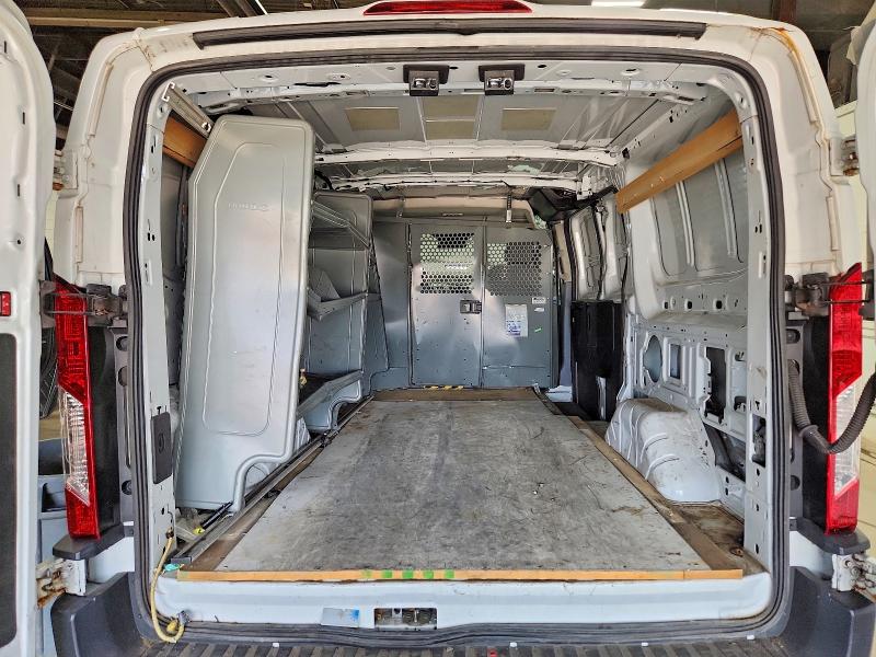 63103616 :رقم المزاد ، 1FTYE1ZM6JKA02471 vin ، 2018 Ford Transit مزاد بيع