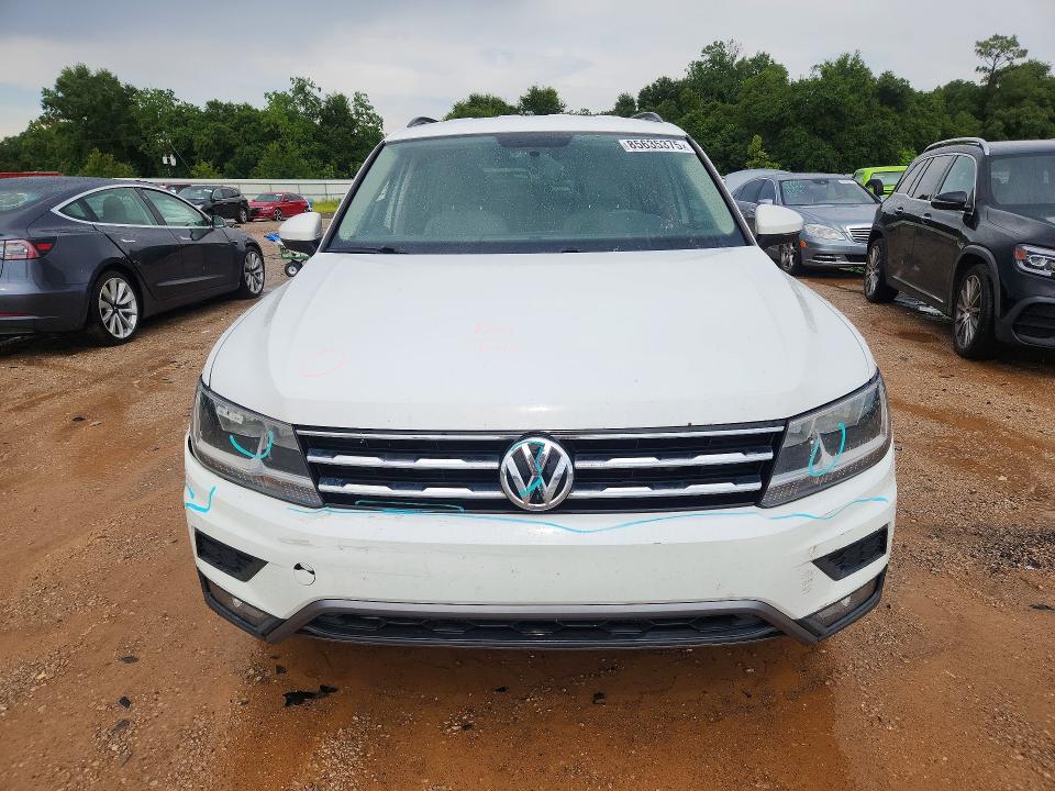 2018 Volkswagen Tiguan მანქანა იყიდება აუქციონზე, vin: 3VV1B7AX7JM033774, აუქციონის ნომერი: 85635375