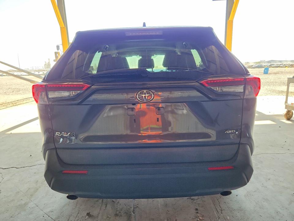58497476 :رقم المزاد ، 2T3P1RFV8NC282279 vin ، 2022 Toyota Rav4 مزاد بيع