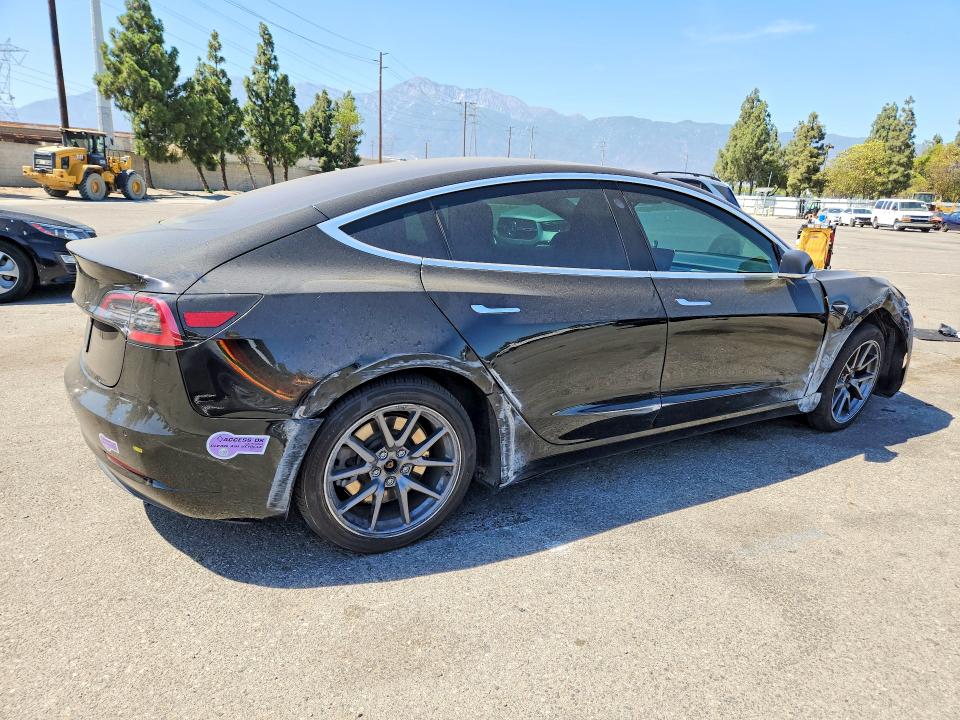 2019 Tesla Model 3 მანქანა იყიდება აუქციონზე, vin: 5YJ3E1EA8KF305496, აუქციონის ნომერი: 62487386