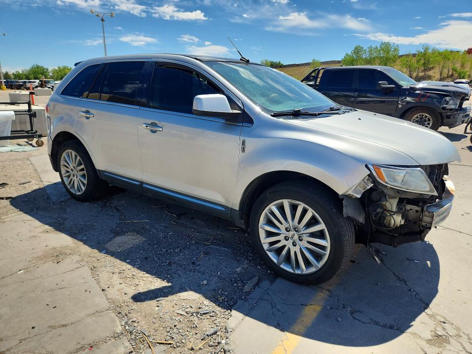 59917926 :رقم المزاد ، 2LMDJ8JK9BBJ15372 vin ، 2011 Lincoln Mkx مزاد بيع