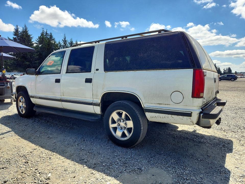 1999 Chevrolet Suburban მანქანა იყიდება აუქციონზე, vin: 3GNFK16R8XG127205, აუქციონის ნომერი: 62906766