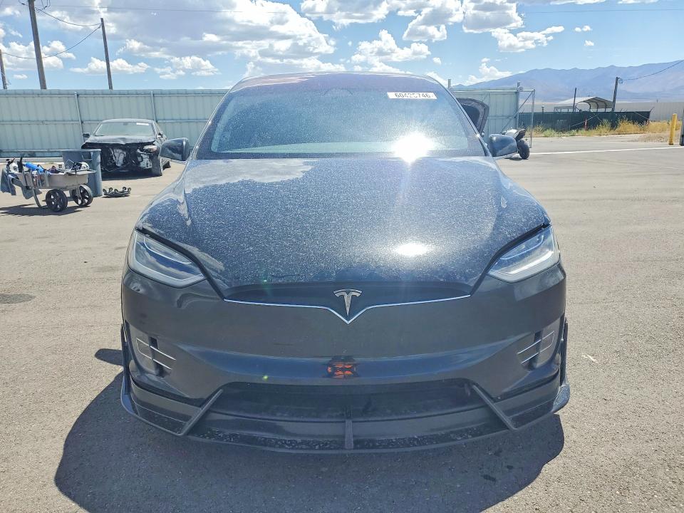 2018 Tesla Model X მანქანა იყიდება აუქციონზე, vin: 5YJXCBE28JF123365, აუქციონის ნომერი: 60425746