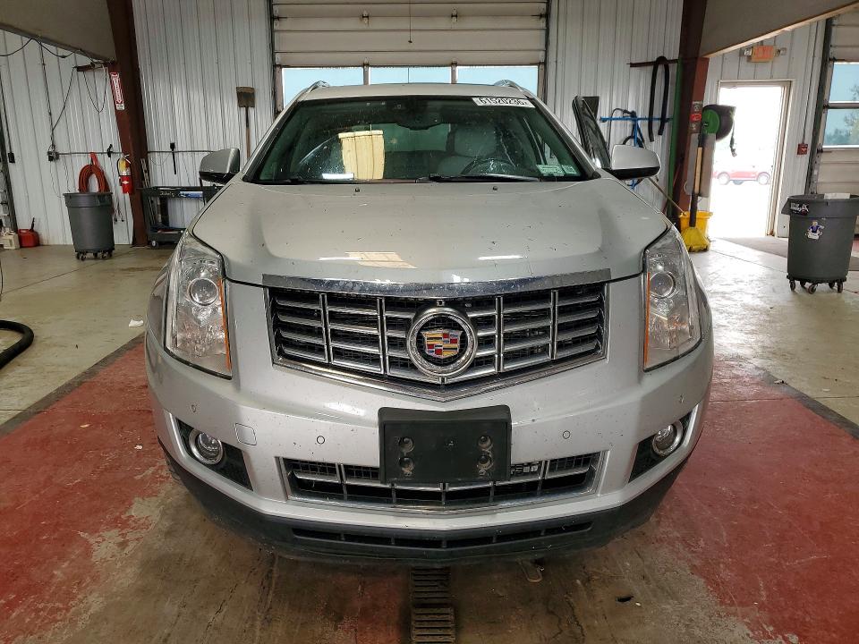 61520236 :رقم المزاد ، 3GYFNDE30GS514515 vin ، 2016 Cadillac Srx مزاد بيع