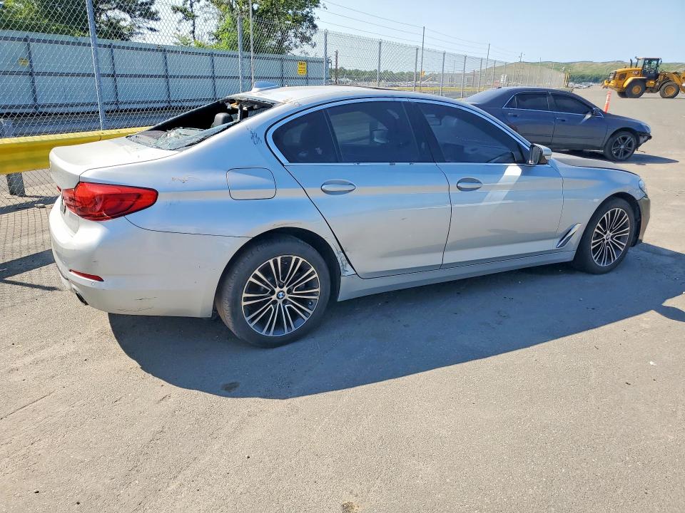 61763816 :رقم المزاد ، WBAJR7C05LWW65201 vin ، 2020 Bmw 530 مزاد بيع