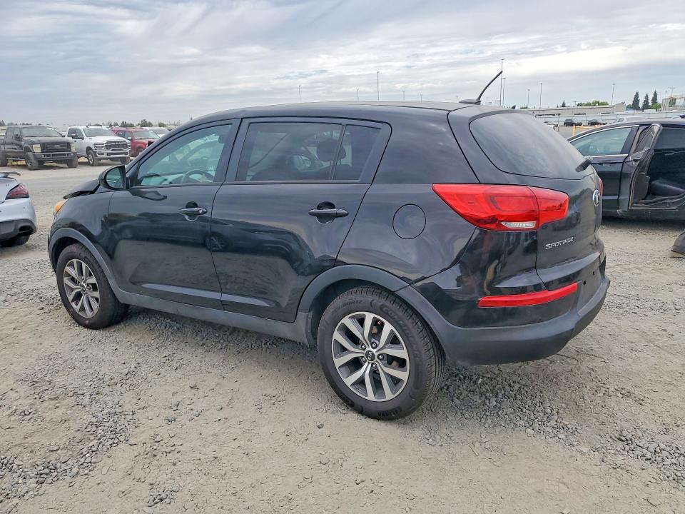 60836156 :رقم المزاد ، KNDPB3AC9F7745607 vin ، 2015 Kia Sportage مزاد بيع