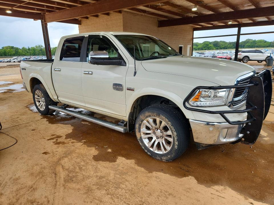 59822246 :رقم المزاد ، 1C6RR7PT5HS813797 vin ، 2017 Ram 1500 مزاد بيع