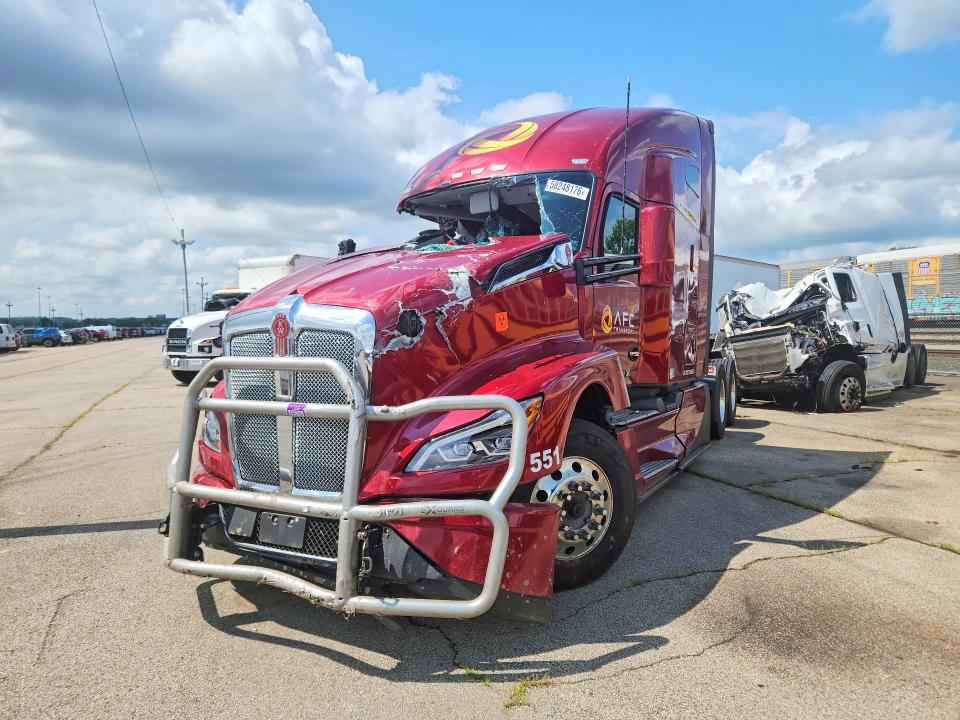 Продажа на аукционе авто 2027 Kenworth Construction, vin: 1XKYD49X9VJ238627, номер лота: 58248176