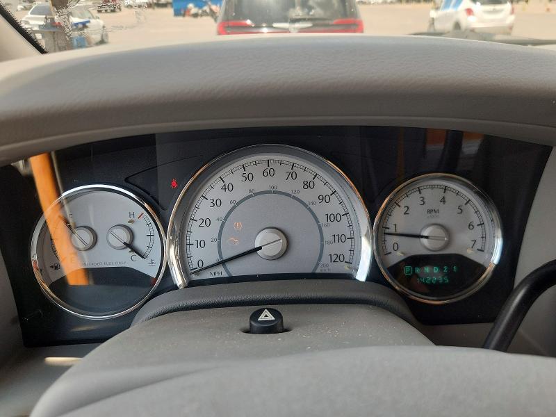 63315606 :رقم المزاد ، 1A8HW58227F523461 vin ، 2007 Chrysler Aspen مزاد بيع