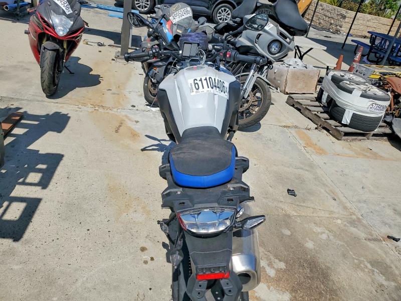 Продажа на аукционе авто 2025 Bmw F800, vin: WB10K5303S6K86653, номер лота: 61104406