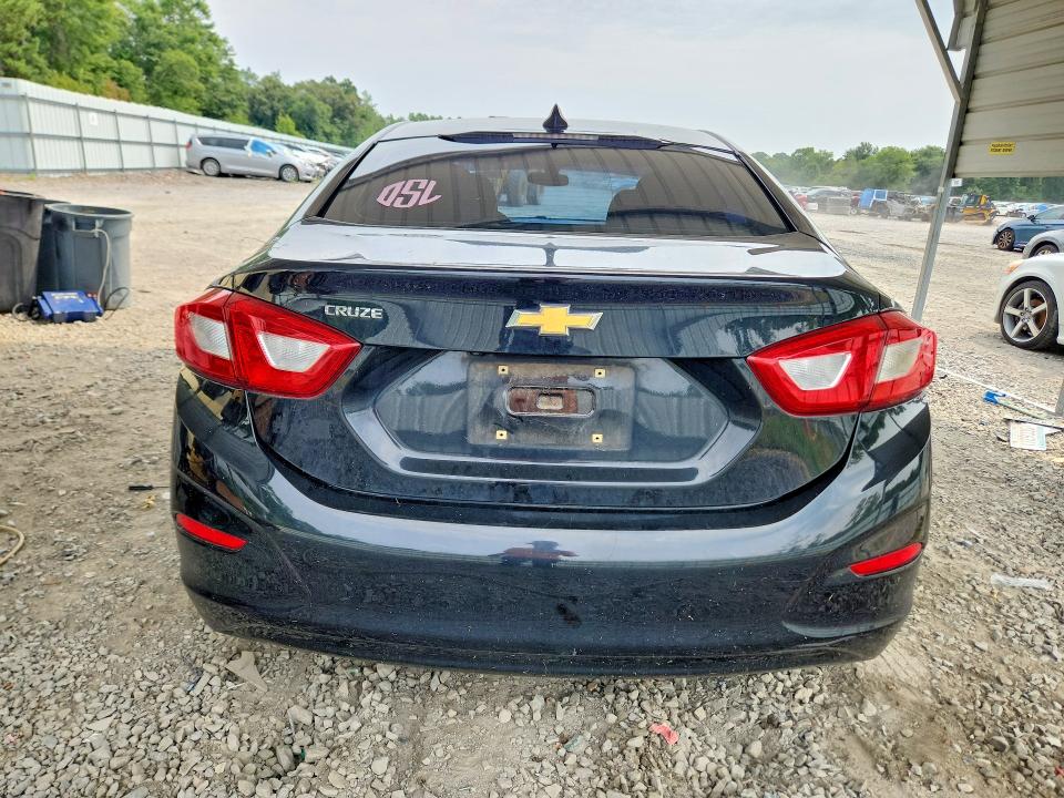 2018 Chevrolet Cruze მანქანა იყიდება აუქციონზე, vin: 1G1BC5SM8J7182240, აუქციონის ნომერი: 62609726
