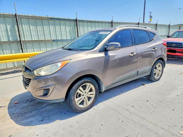 2011 Hyundai Tucson მანქანა იყიდება აუქციონზე, vin: KM8JU3AC6BU261837, აუქციონის ნომერი: 62470316