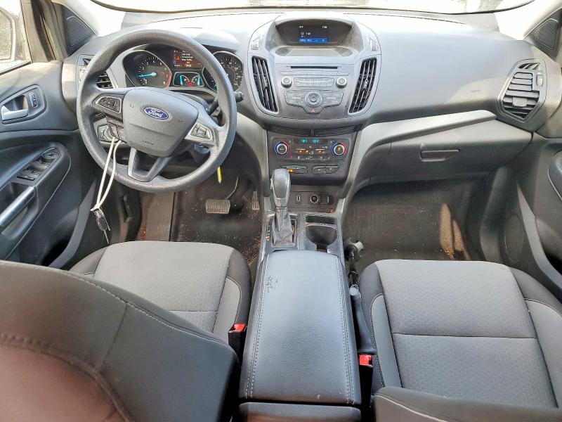 Продажа на аукционе авто 2018 Ford Escape, vin: 1FMCU0GD0JUB12250, номер лота: 61006036