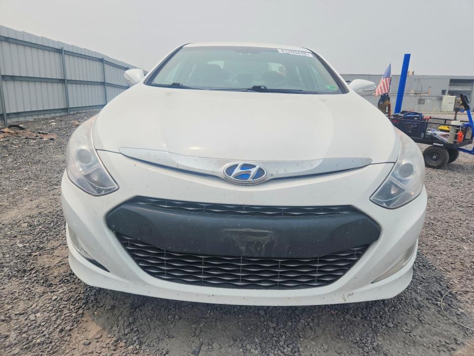 Продажа на аукционе авто 2011 Hyundai Sonata, vin: KMHEC4A41BA011412, номер лота: 61203446