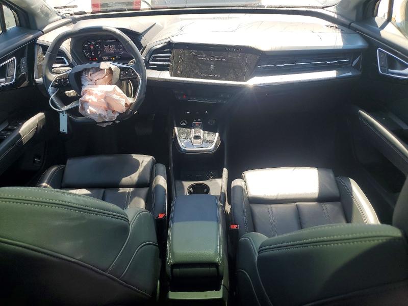 61884866 :رقم المزاد ، WA122BFZ7RP024802 vin ، 2024 Audi Q4 E-tron مزاد بيع