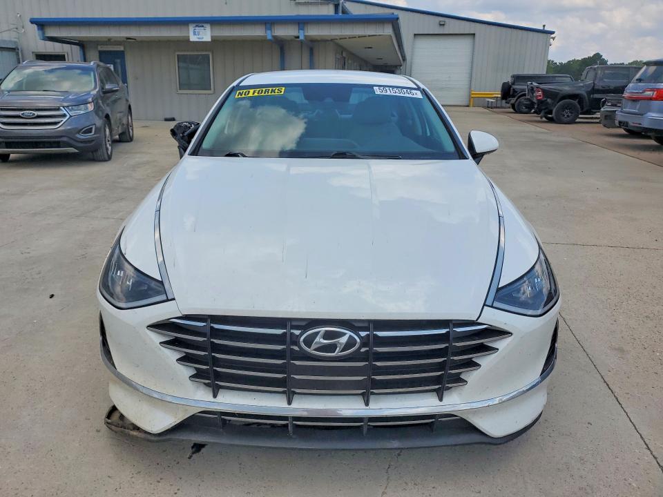 Продажа на аукционе авто 2022 Hyundai Sonata, vin: 5NPEG4JA1NH135465, номер лота: 59153046