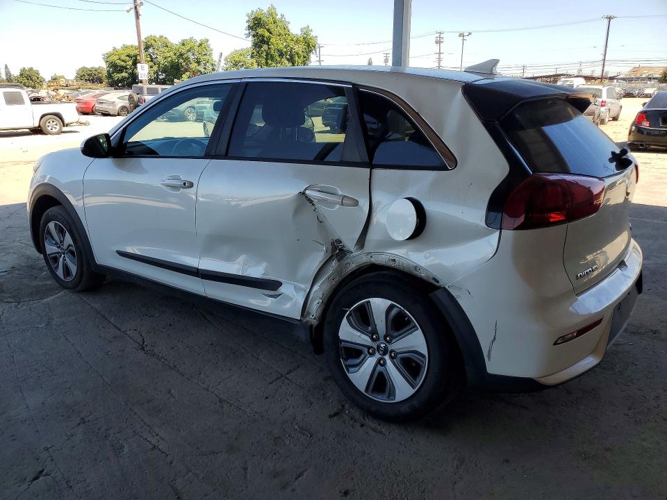 59880316 :رقم المزاد ، KNDCB3LC2J5210117 vin ، 2018 Kia Niro مزاد بيع