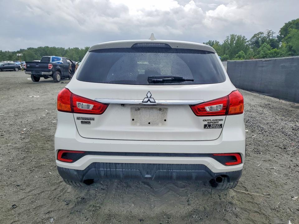 Продажа на аукционе авто 2018 Mitsubishi Outlander Sport, vin: JA4AP3AUXJZ027989, номер лота: 62120446