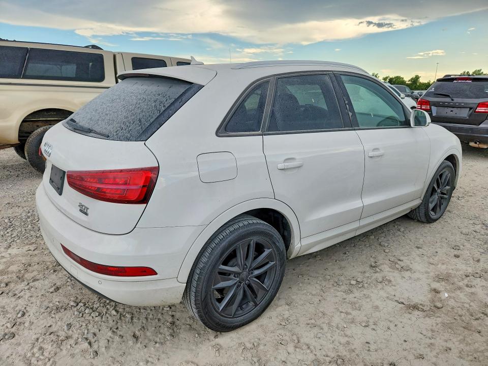 Продажа на аукционе авто 2017 Audi Q3, vin: WA1ECCFS6HR015658, номер лота: 59103016