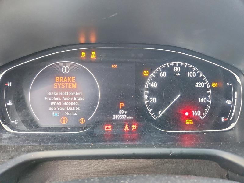 61605606 :رقم المزاد ، 1HGCV1F37JA048226 vin ، 2018 Honda Accord مزاد بيع