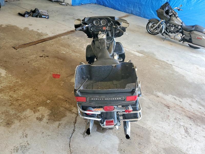59659826 :رقم المزاد ، 1HD1FCW114Y630507 vin ، 2004 Harley-davidson Flhtcui مزاد بيع
