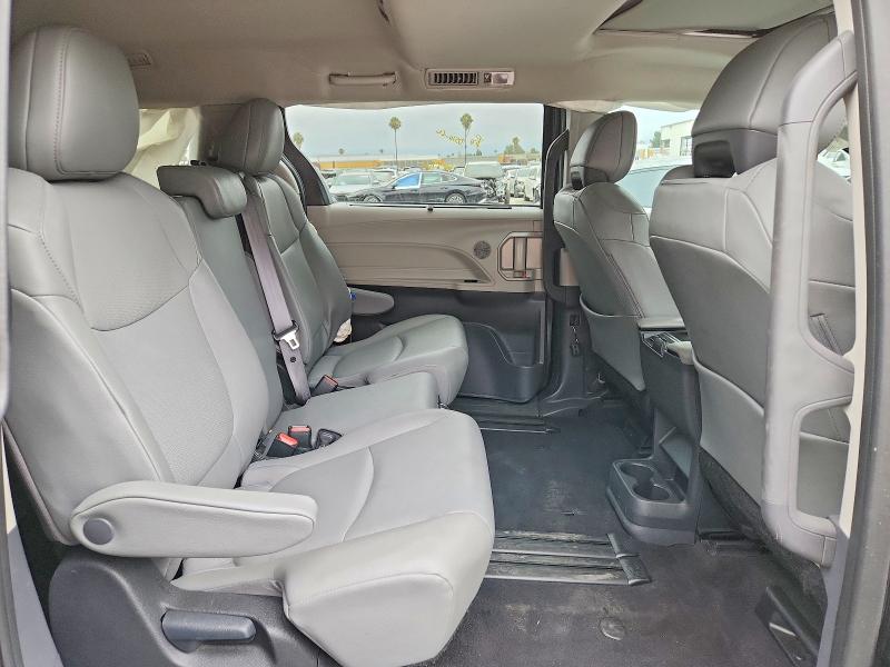 Продаж на аукціоні авто 2024 Toyota Sienna, vin: 5TDYRKEC9RS215586, номер лоту: 59393516