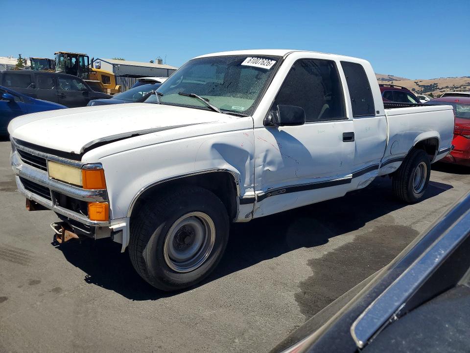 Auction sale of the 1997 Chevrolet Gmt-400, vin: 1GCEC19M3VE206805, lot number: 61007626