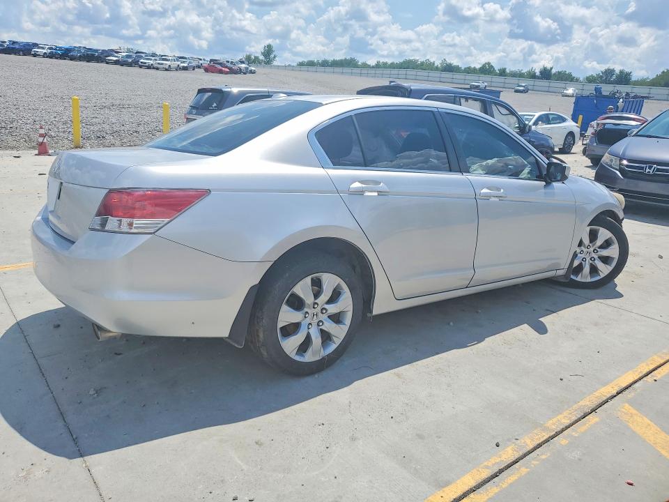 2009 Honda Accord მანქანა იყიდება აუქციონზე, vin: 1HGCP26809A085528, აუქციონის ნომერი: 59815946