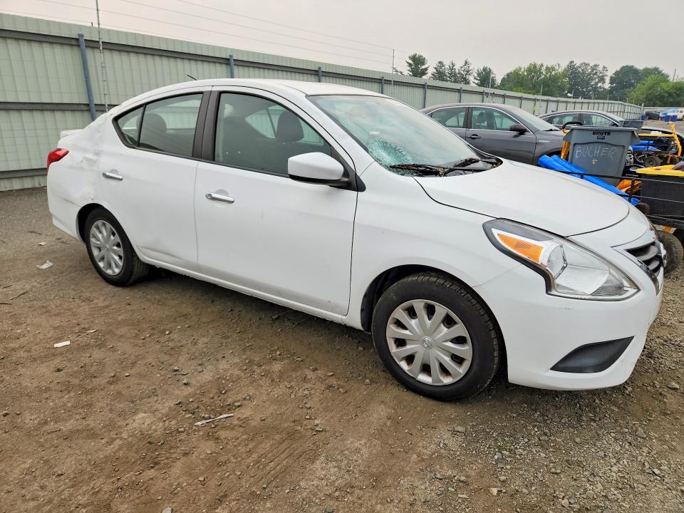 Auction sale of the 2017 Nissan Versa, vin: 3N1CN7AP0HK456008, lot number: 61198816