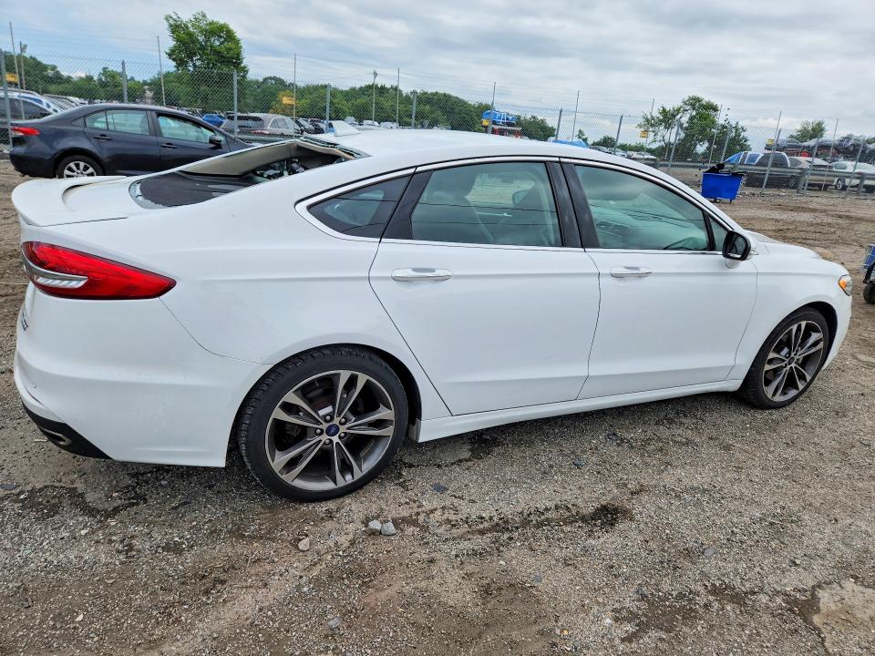 60314146 :رقم المزاد ، 3FA6P0D99LR176120 vin ، 2020 Ford Fusion مزاد بيع