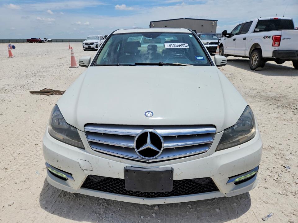 85980005 :رقم المزاد ، WDDGF8BB0CR192004 vin ، 2012 Mercedes-benz C مزاد بيع