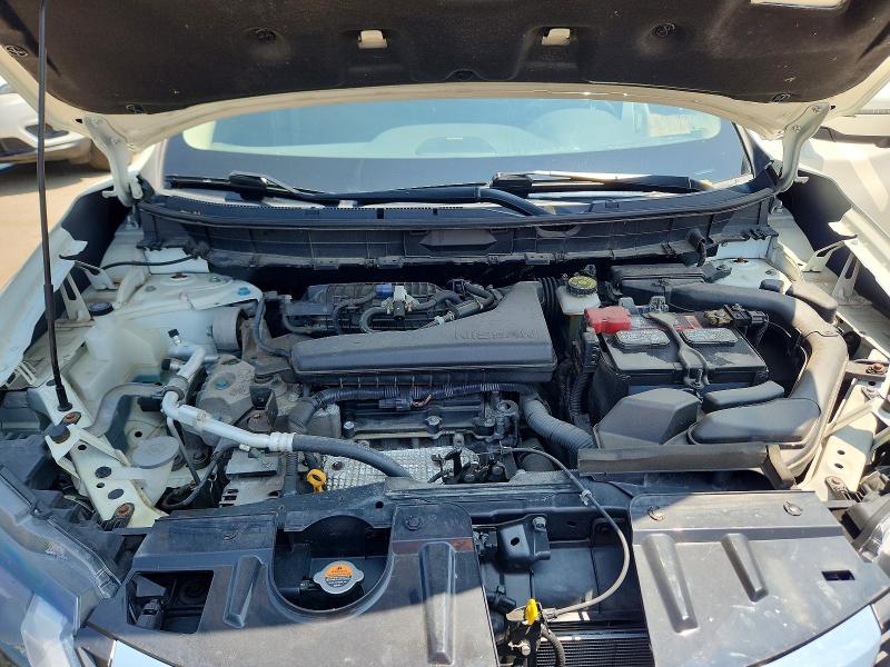 61118356 :رقم المزاد ، JN8AT2MV0JW353886 vin ، 2018 Nissan Rogue مزاد بيع