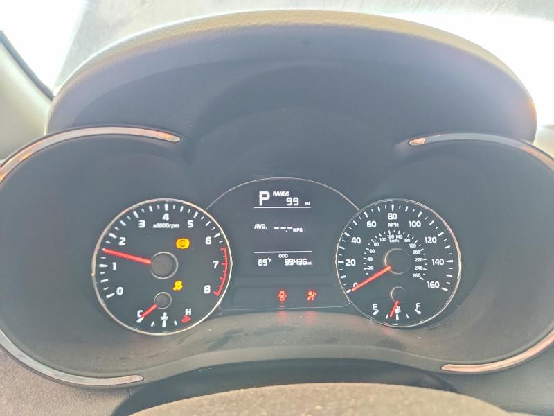 59820096 :رقم المزاد ، 3KPFK4A76HE156554 vin ، 2017 Kia Forte مزاد بيع