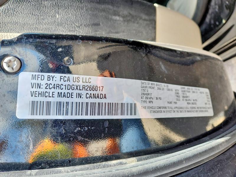60208746 :رقم المزاد ، 2C4RC1DGXLR266017 vin ، 2020 Chrysler Voyager مزاد بيع