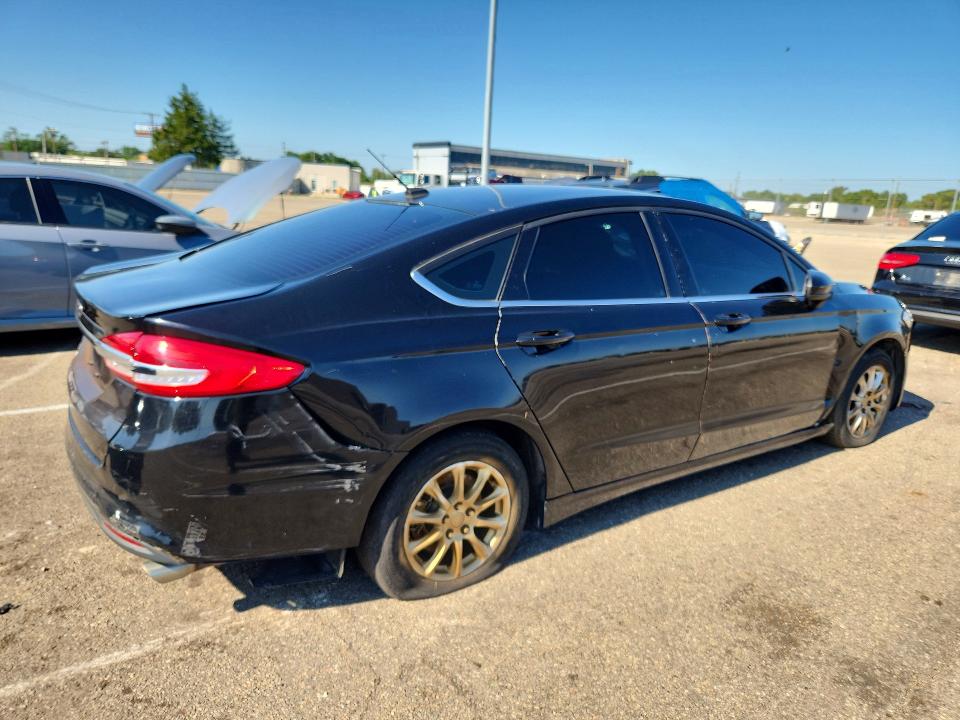 2018 Ford Fusion მანქანა იყიდება აუქციონზე, vin: 3FA6P0G7XJR201582, აუქციონის ნომერი: 63303616