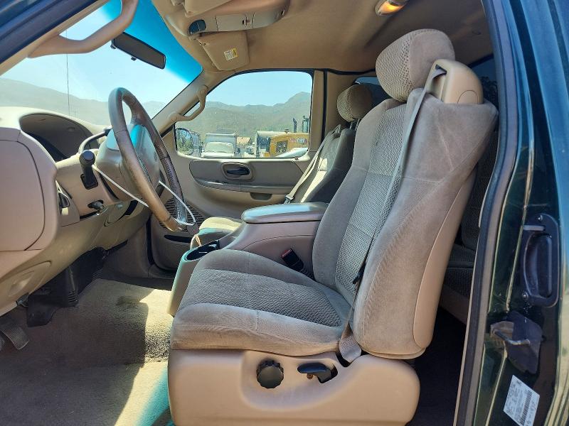 62610196 :رقم المزاد ، 1FTRX172X2NA11528 vin ، 2002 Ford F150 مزاد بيع