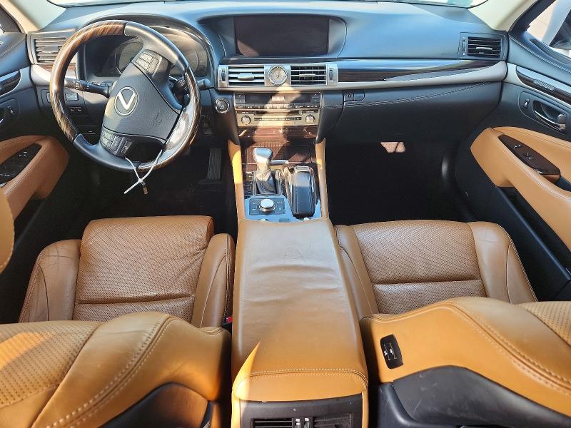 62614686 :رقم المزاد ، JTHBL5EF9G5140800 vin ، 2016 Lexus Ls مزاد بيع