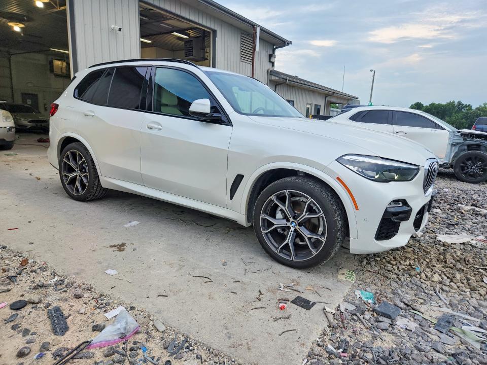 61547266 :رقم المزاد ، 5UXCR4C06M9F75244 vin ، 2021 Bmw X5 مزاد بيع