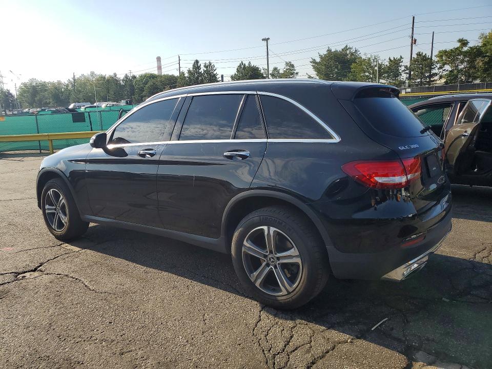 61998516 :رقم المزاد ، WDC0G4KB0HF253212 vin ، 2017 Mercedes-benz Glc مزاد بيع
