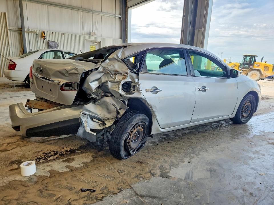 62301216 :رقم المزاد ، 3N1AB7AP3HY347250 vin ، 2017 Nissan Sentra مزاد بيع