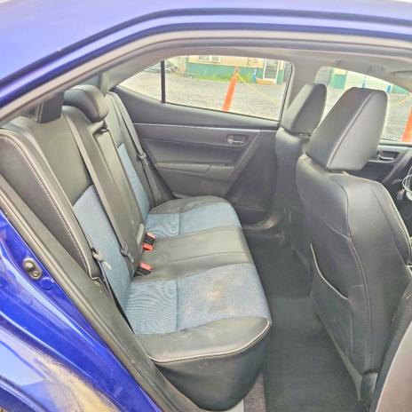 61554866 :رقم المزاد ، 5YFBURHE8FP210121 vin ، 2015 Toyota Corolla مزاد بيع