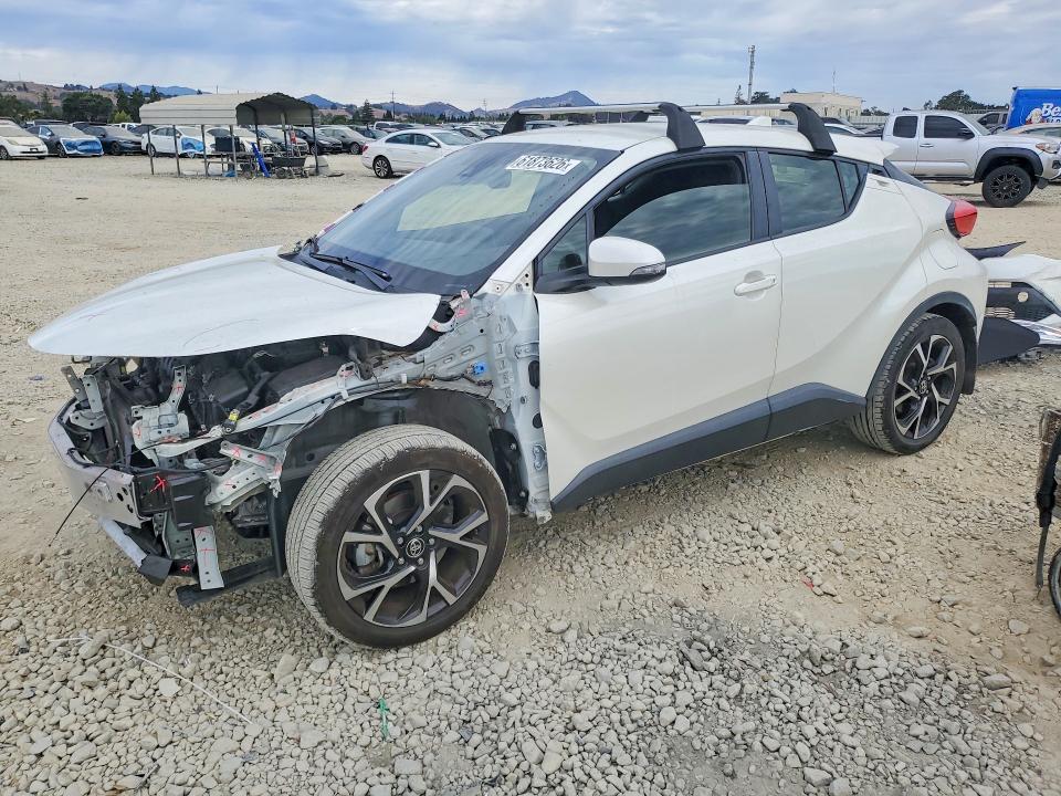 61873626 :رقم المزاد ، JTNKHMBX0L1076346 vin ، 2020 Toyota C-hr مزاد بيع