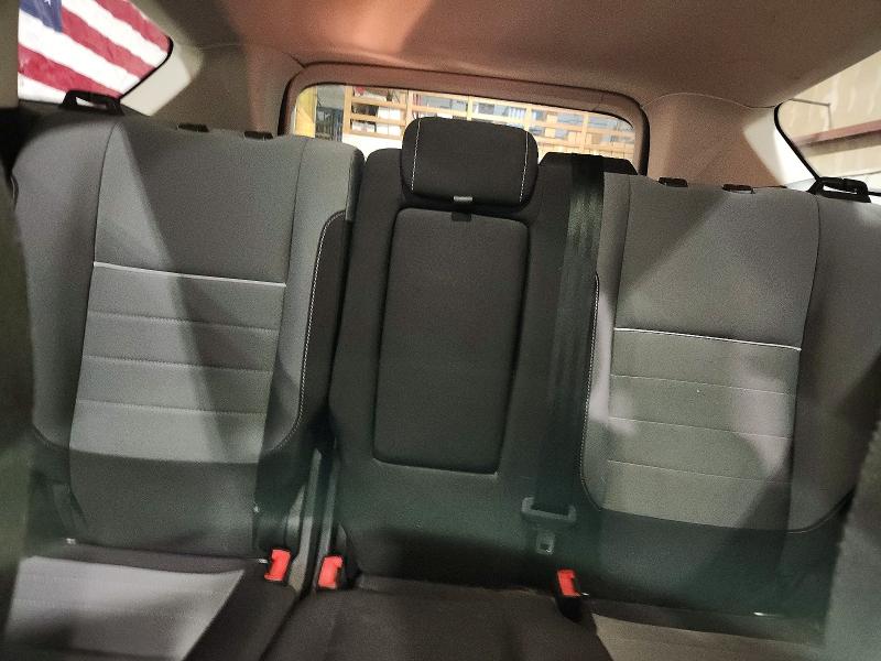 2014 Ford Escape მანქანა იყიდება აუქციონზე, vin: 1FMCU9GX0EUC00008, აუქციონის ნომერი: 61716996