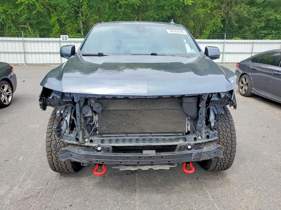 60984876 :رقم المزاد ، 1GNSKPKD4MR224991 vin ، 2021 Chevrolet Tahoe مزاد بيع