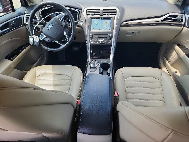 61935206 :رقم المزاد ، 3FA6P0T98HR394607 vin ، 2017 Ford Fusion مزاد بيع