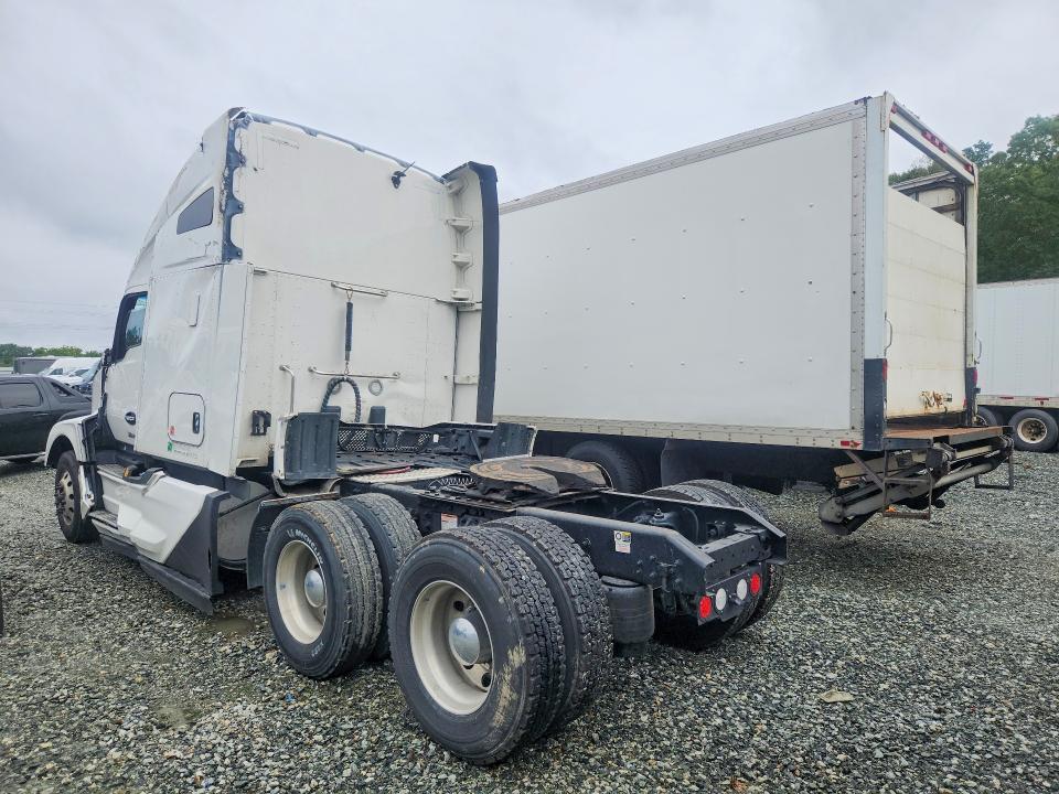 60483056 :رقم المزاد ، 1XKYDP9X1PJ227142 vin ، 2023 Kenworth Kenworth مزاد بيع