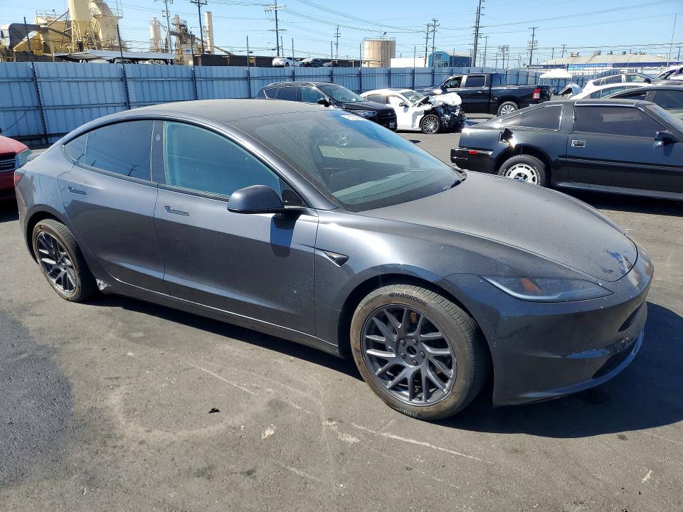 61397966 :رقم المزاد ، 5YJ3E1EAXSF941952 vin ، 2025 Tesla Model 3 مزاد بيع