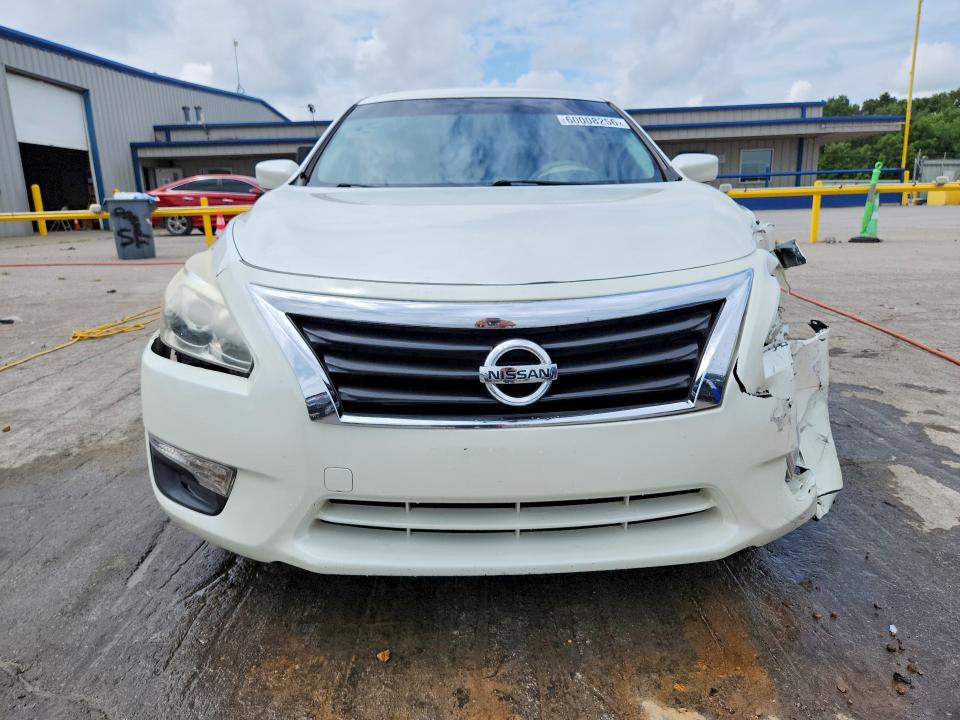 Продаж на аукціоні авто 2015 Nissan Altima, vin: 1N4AL3AP7FC583852, номер лоту: 60008256
